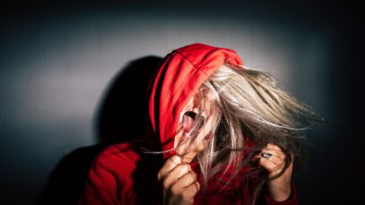 Zouts! Kein braves Mädchen mehr